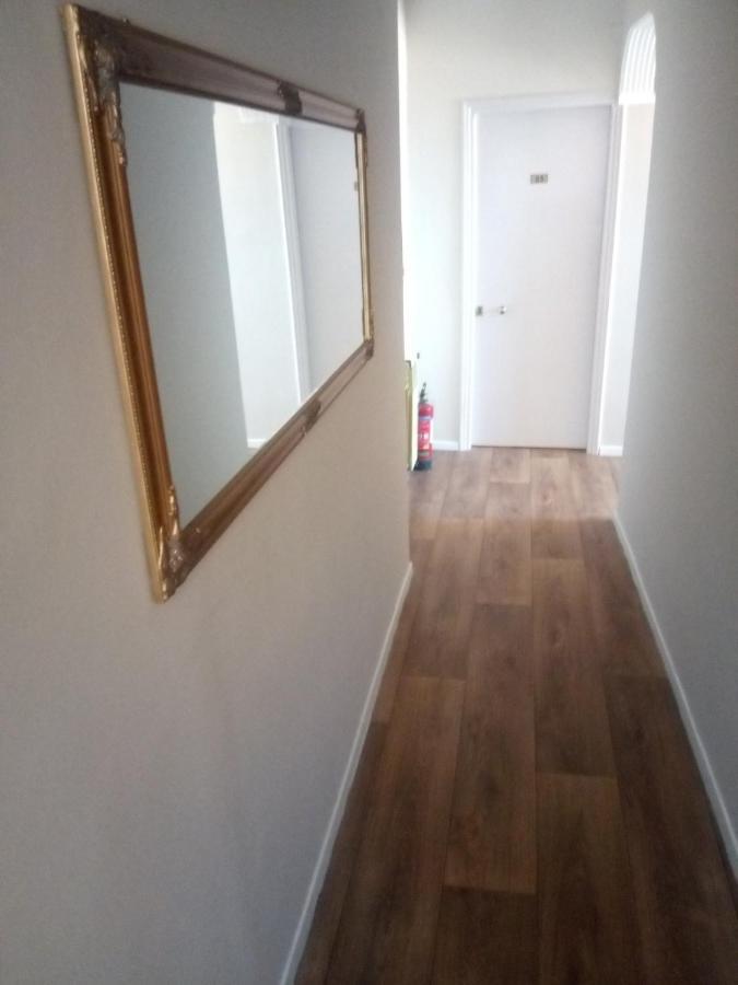 Hotel Διεθνές Zaháro Kültér fotó
