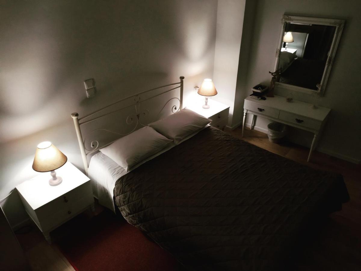 Hotel Διεθνές Zaháro Kültér fotó