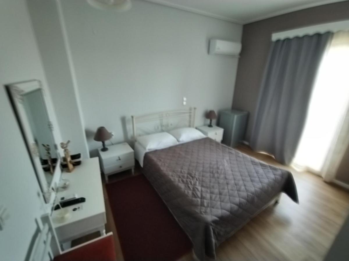 Hotel Διεθνές Zaháro Kültér fotó