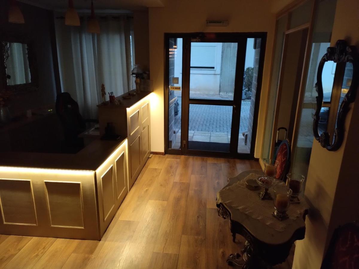 Hotel Διεθνές Zaháro Kültér fotó