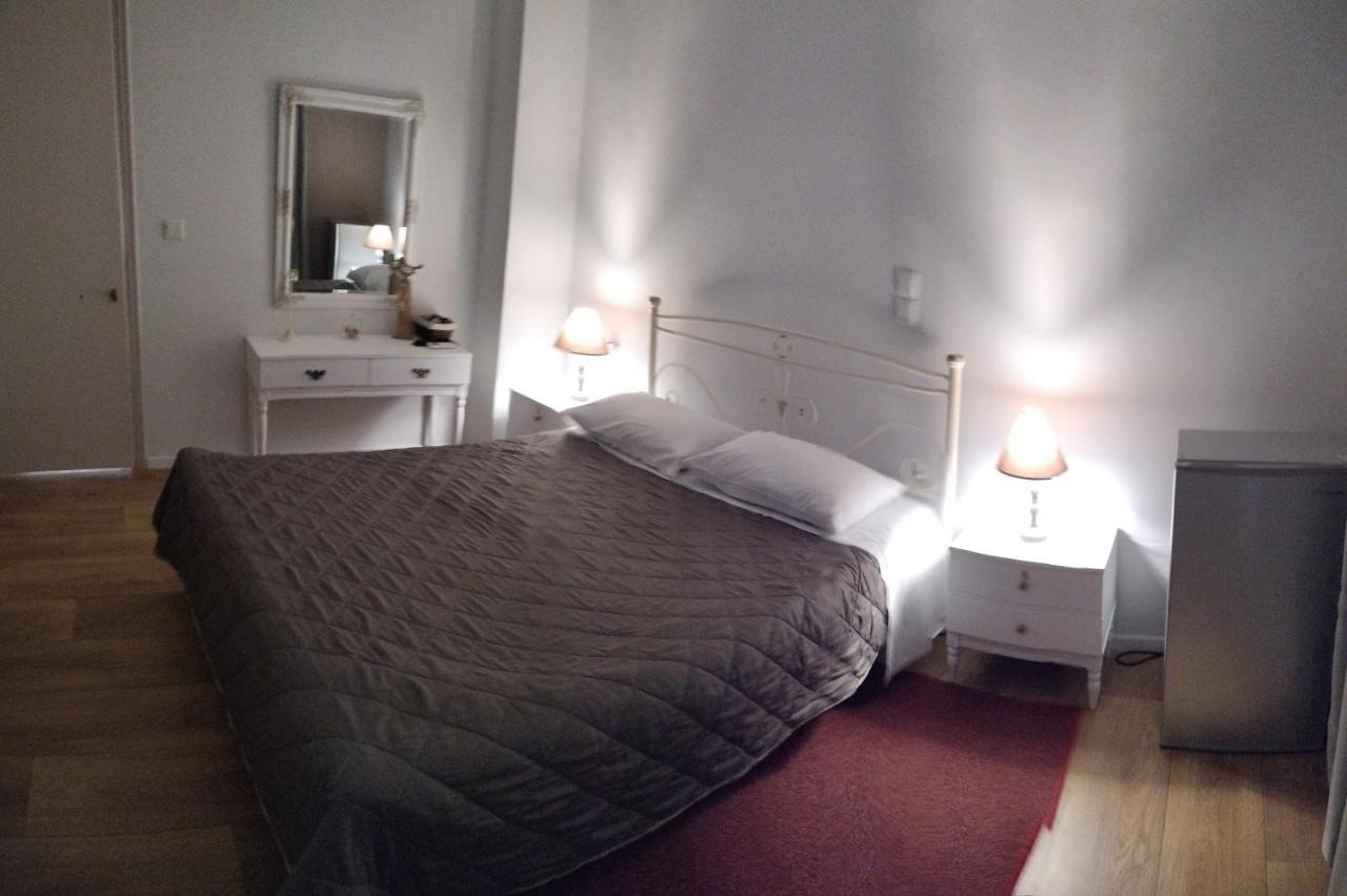 Hotel Διεθνές Zaháro Kültér fotó