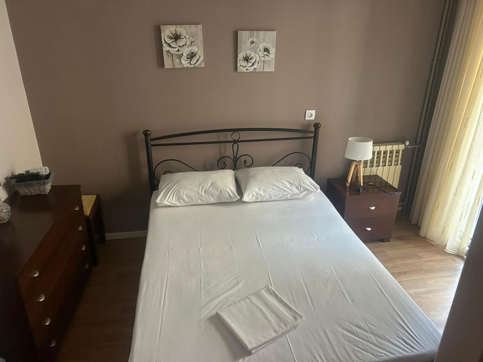 Hotel Διεθνές Zaháro Kültér fotó